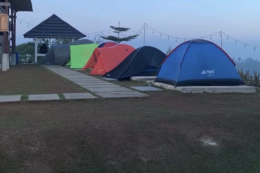 Tenda di area camping Batara White House, Lolai